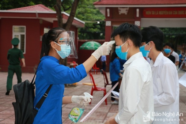 Học sinh trở lại trường  ảnh 2 Hoc sinh tro lai truong anh 2