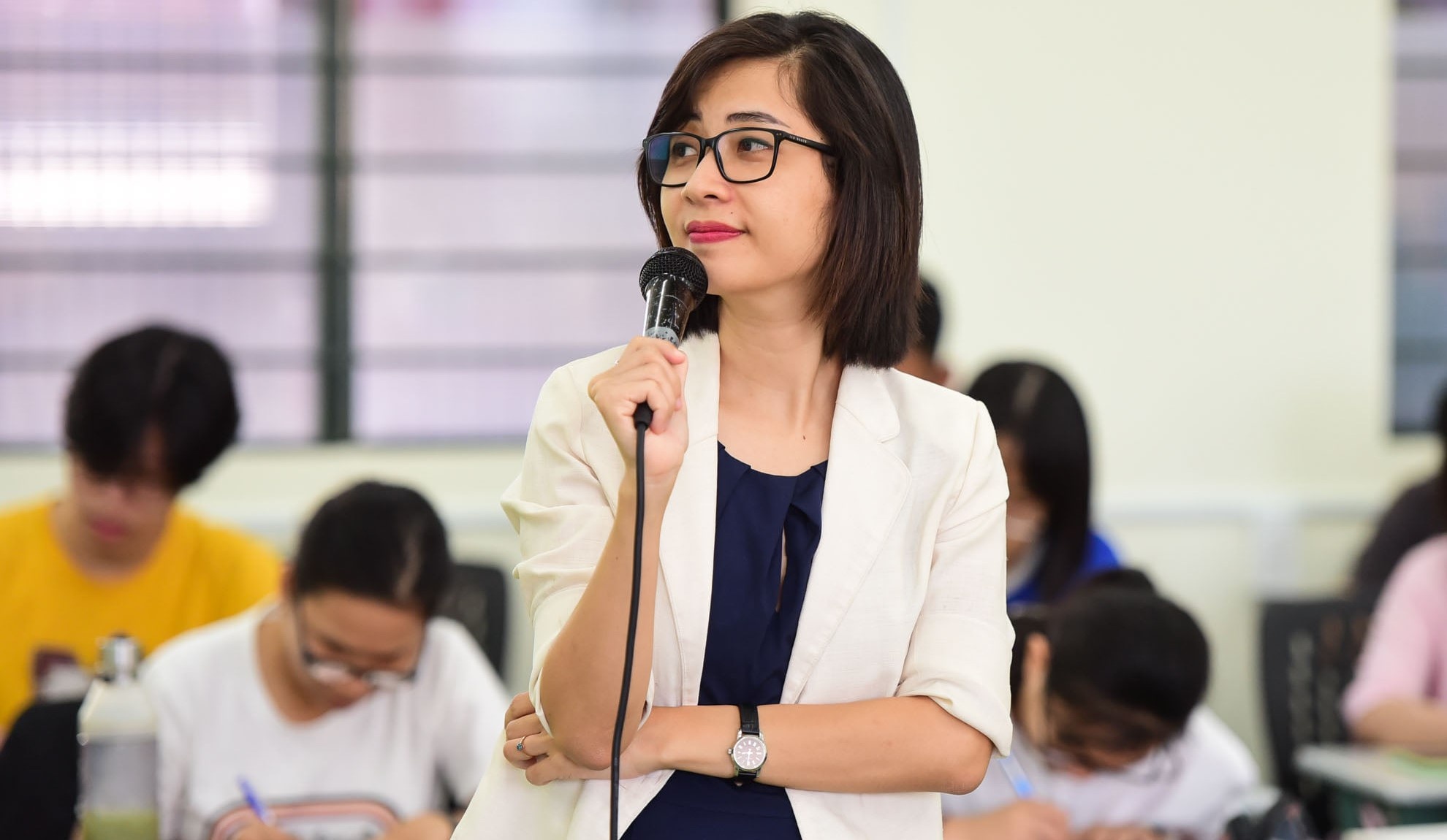 Quy tac ung xu cua giang vien anh 2