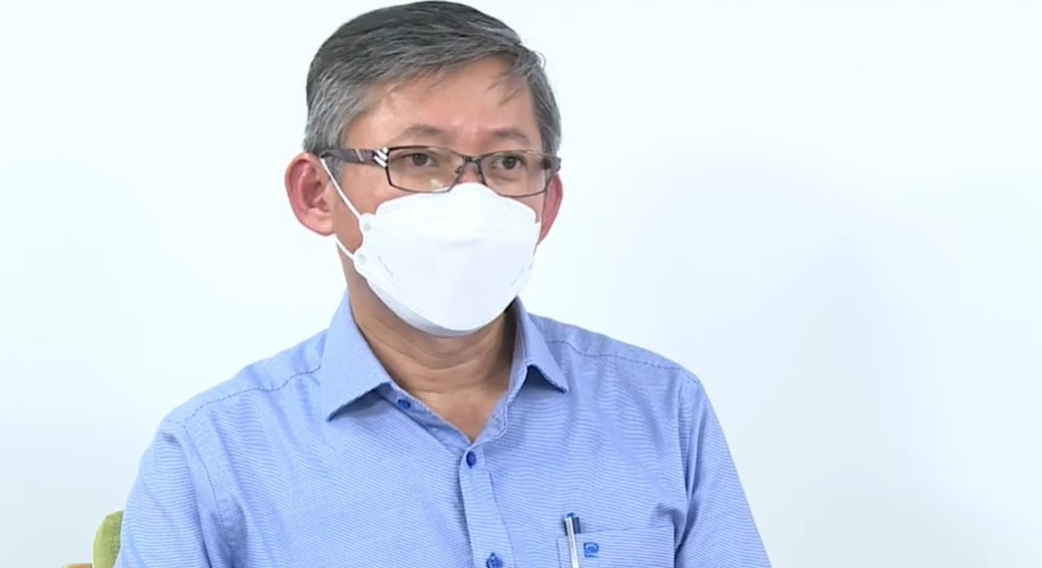 hoc sinh TP.HCM tro lai truong anh 1