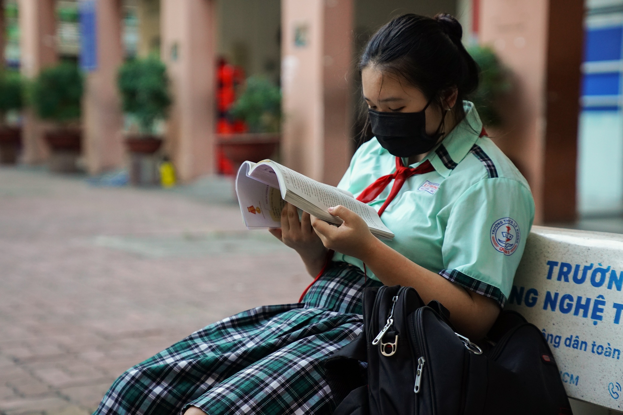 hoc sinh TP.HCM quay lai truong anh 4