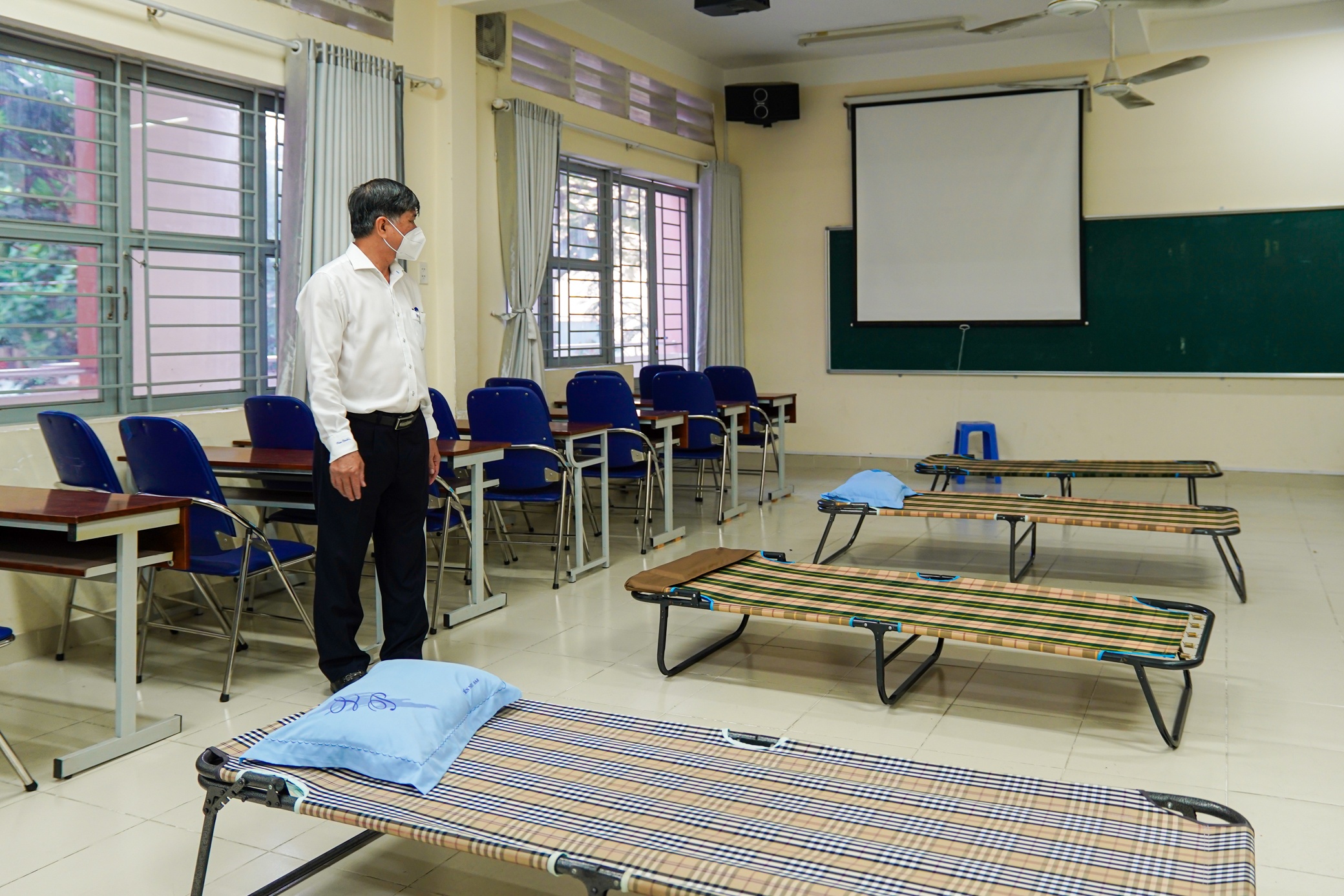 TP.HCM ghi nhan 47 ca F0 o truong hoc sau 2 tuan day truc tiep hinh anh