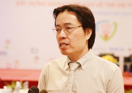 Vu be gai co 9 di vat trong dau: Ong noi tung goi tong dai cau cuu hinh anh