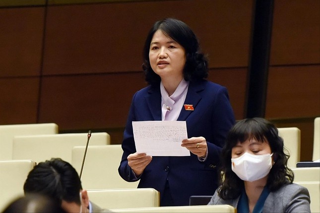 Can in so tong dai bao ve tre em tren bia sach giao khoa hinh anh