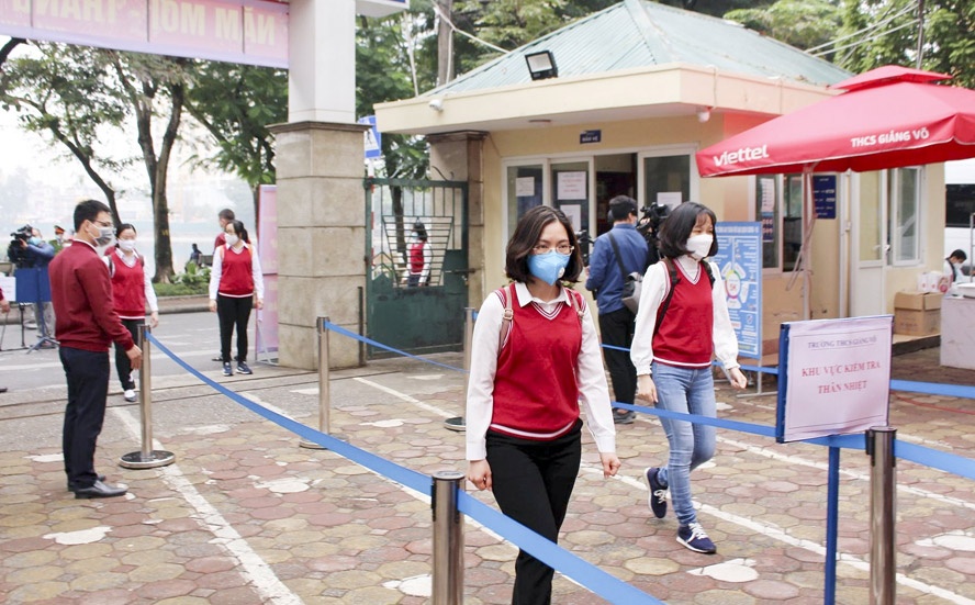 Ha Noi dien tap don hoc sinh anh 1