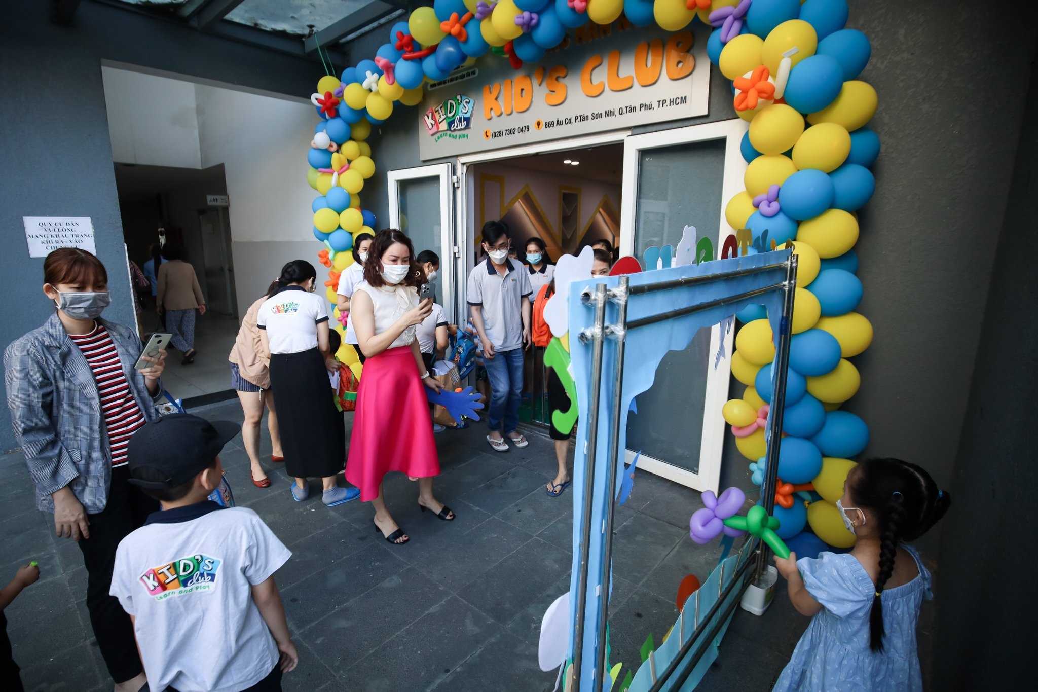 Tre mam non TP.HCM den truong anh 1