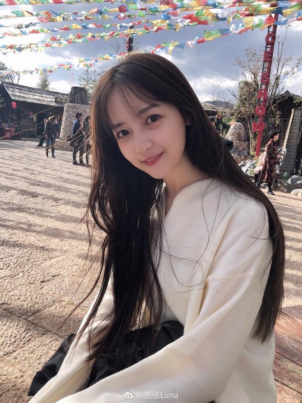 Bạn gái Ngô Diệc Phàm chuộng make up sương sương ảnh 1 Ban gai Ngo Diec Pham chuong make up suong suong anh 1