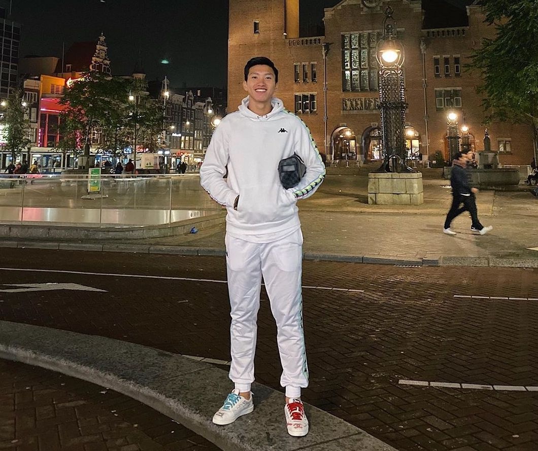 thoi trang cua Doan Van Hau truoc va sau khi noi anh 11