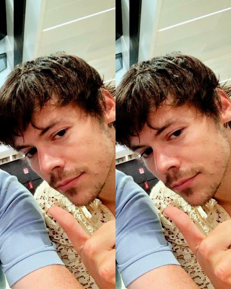 Harry Styles không còn lãng tử với kiểu tóc mới ảnh 1 Harry Styles khong con lang tu voi kieu toc moi anh 1