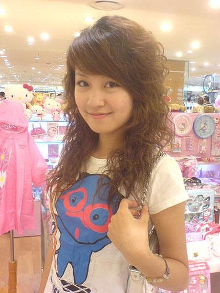 Cac hot girl thuong mac gi thoi di hoc anh 12