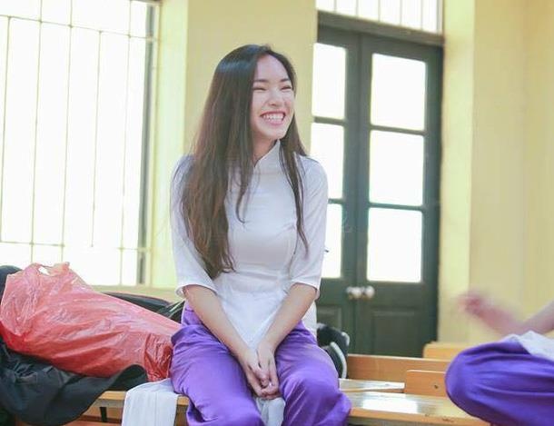 Cac hot girl thuong mac gi thoi di hoc anh 2