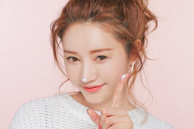 cách chọn kem dưỡng ẩm cho da dầu và da khô ảnh 1 cach chon kem duong am cho da dau va da kho anh 1