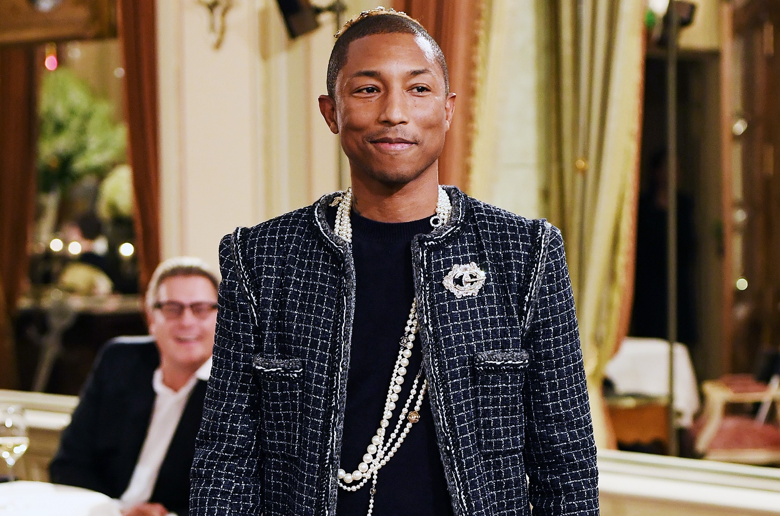 Ly giai mot deo vong ngoc trai cua Ngo Diec Pham anh 3