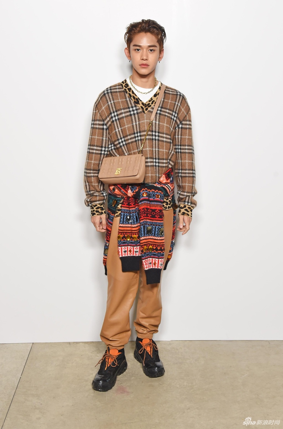 Sao Chau A du London Fashion Week anh 6