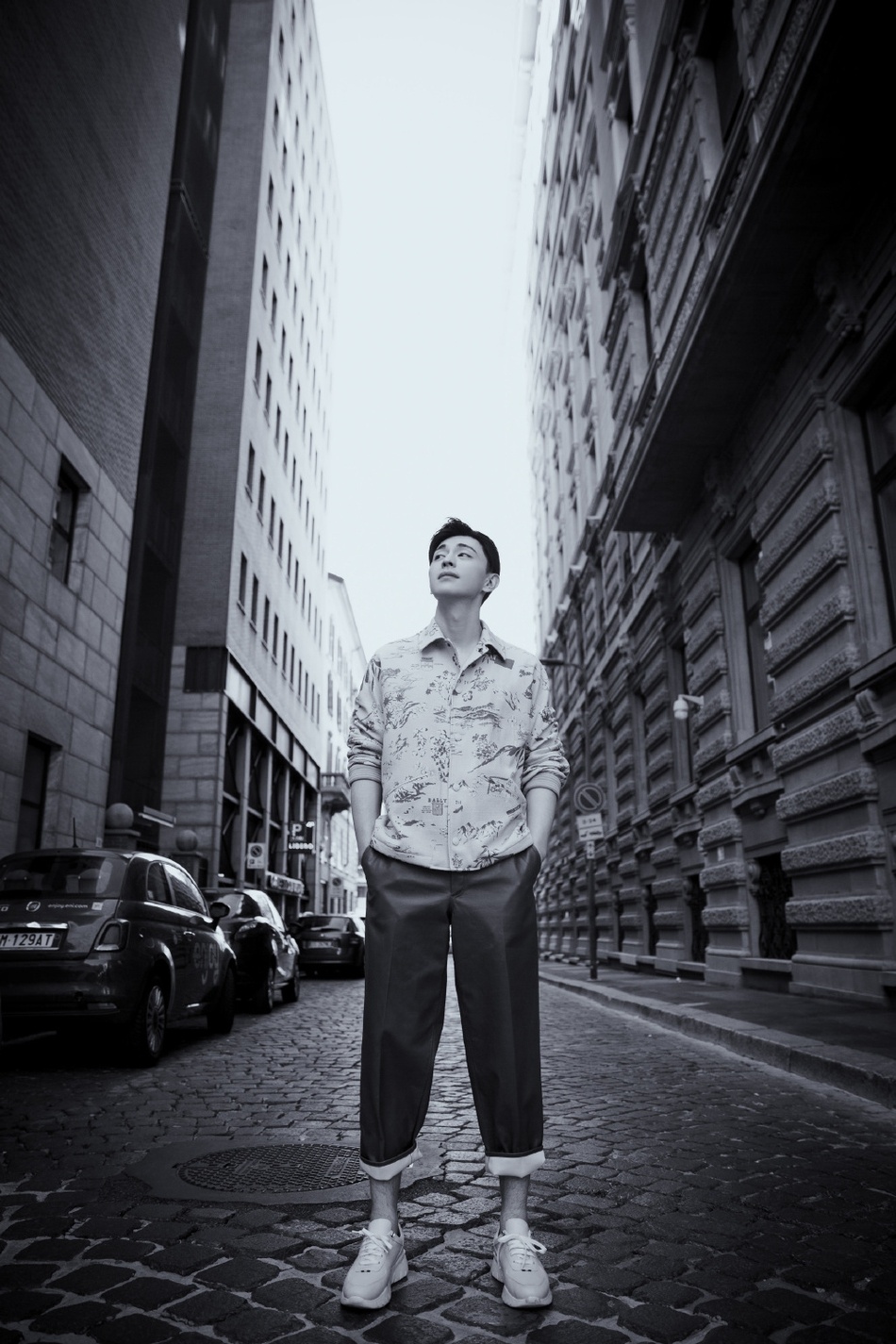 sao Chau A tai Milan Fashion Week anh 5