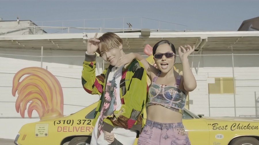 J hope mặc gì trong MV mới ảnh 1 J hope mac gi trong MV moi anh 1