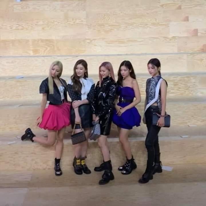 ITZY vô ý tại show của Louis Vuitton ảnh 1 ITZY vo y tai show cua Louis Vuitton anh 1
