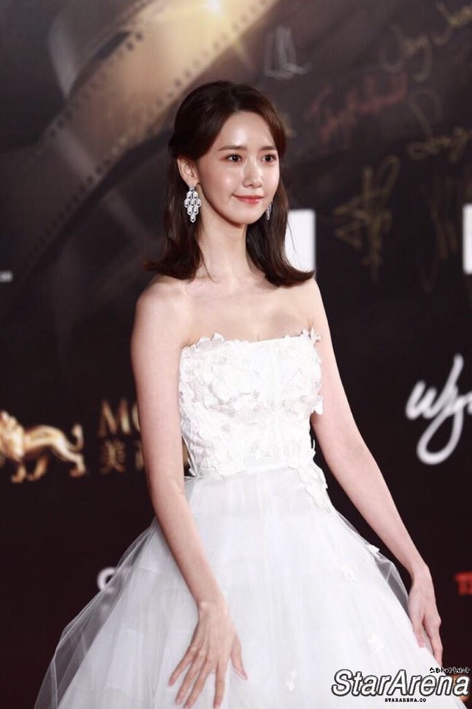 Yoona dien vay sen ho nguc anh 6