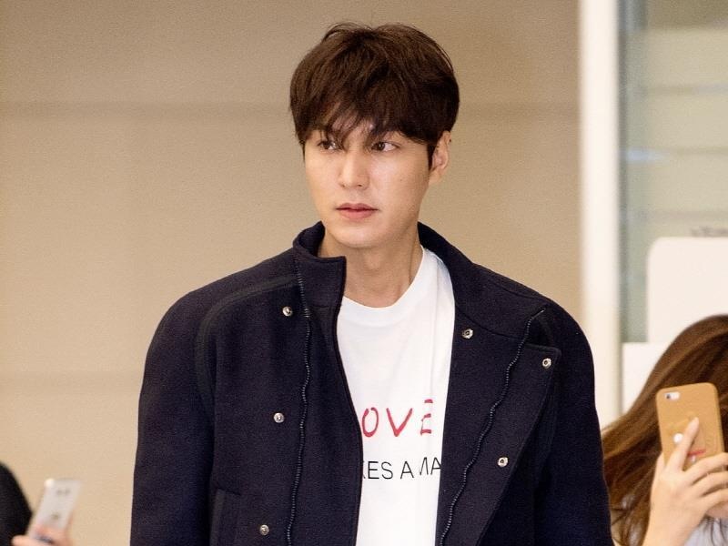 Khac luc vua xuat ngu, Lee Min Ho dien toan do hieu tai san bay hinh anh