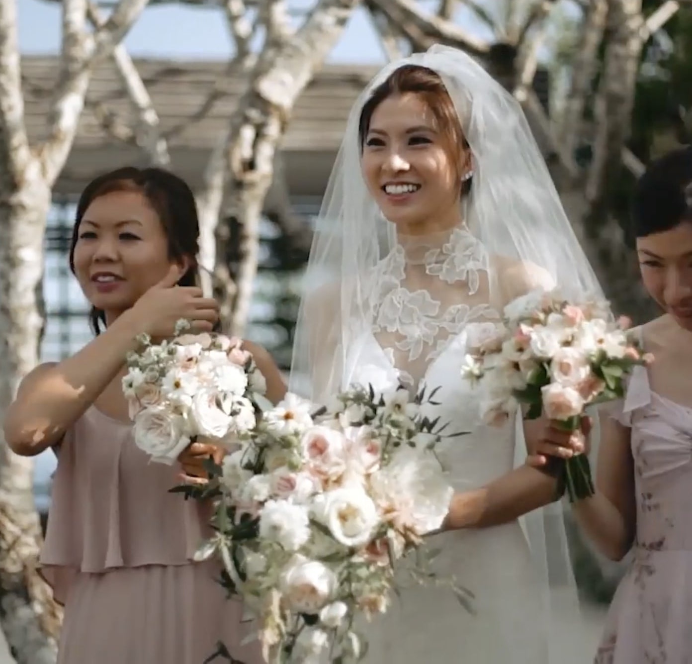 Rich kid chi hơn 1 tỷ cho váy cưới ảnh 4 Rich kid chi hon 1 ty cho vay cuoi anh 4