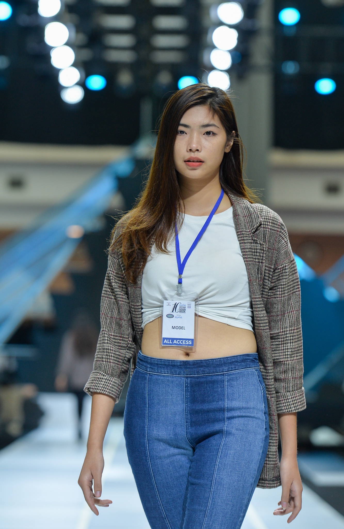 Hinh anh truoc dem dien anh 9