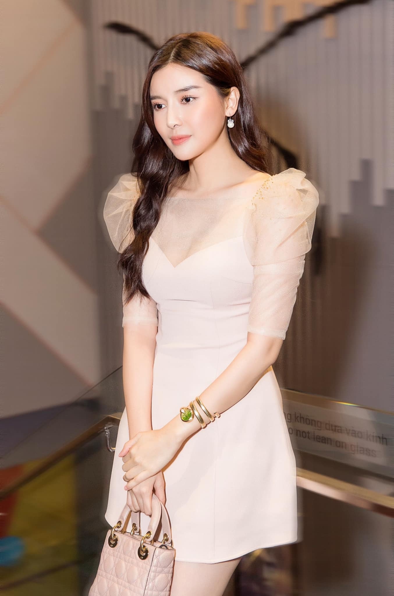 Thoi trang sao nu tuan qua anh 2