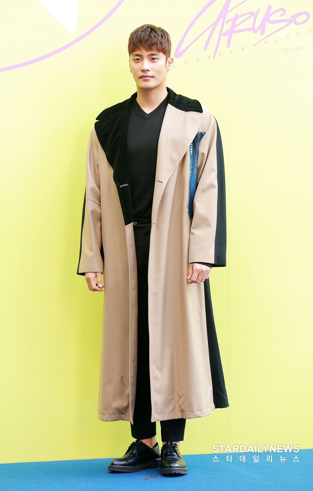 sao Han du Seoul Fashion Week anh 5