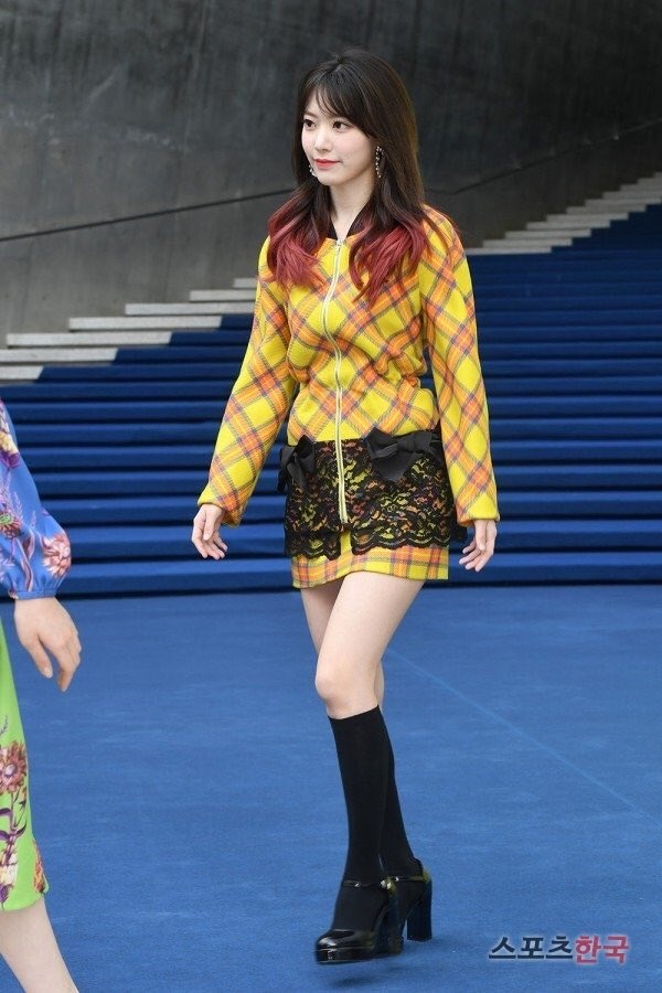 sao Han du Seoul Fashion Week anh 3