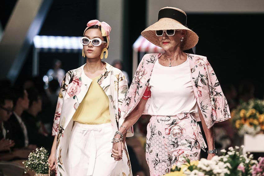 nha mot quoc te den viet nam anh 4