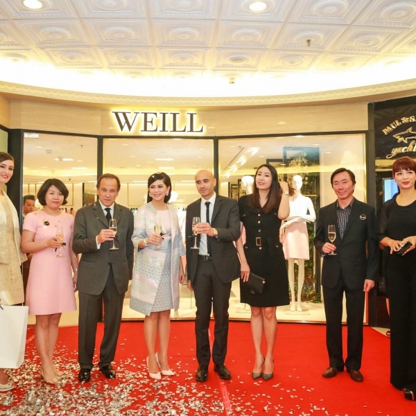 nha mot quoc te den viet nam anh 3