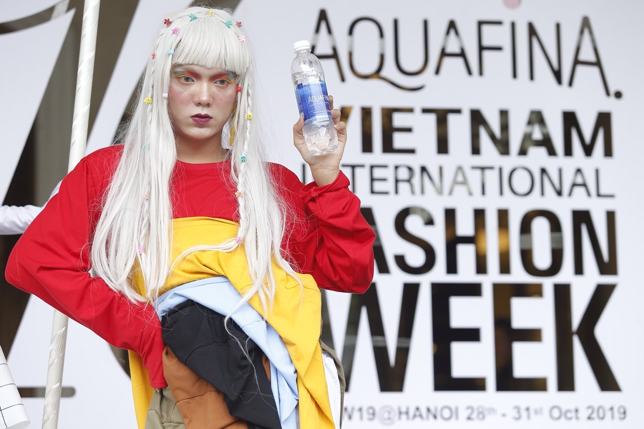 Tin do thoi trang tai tuan le thoi trang viet nam anh 1