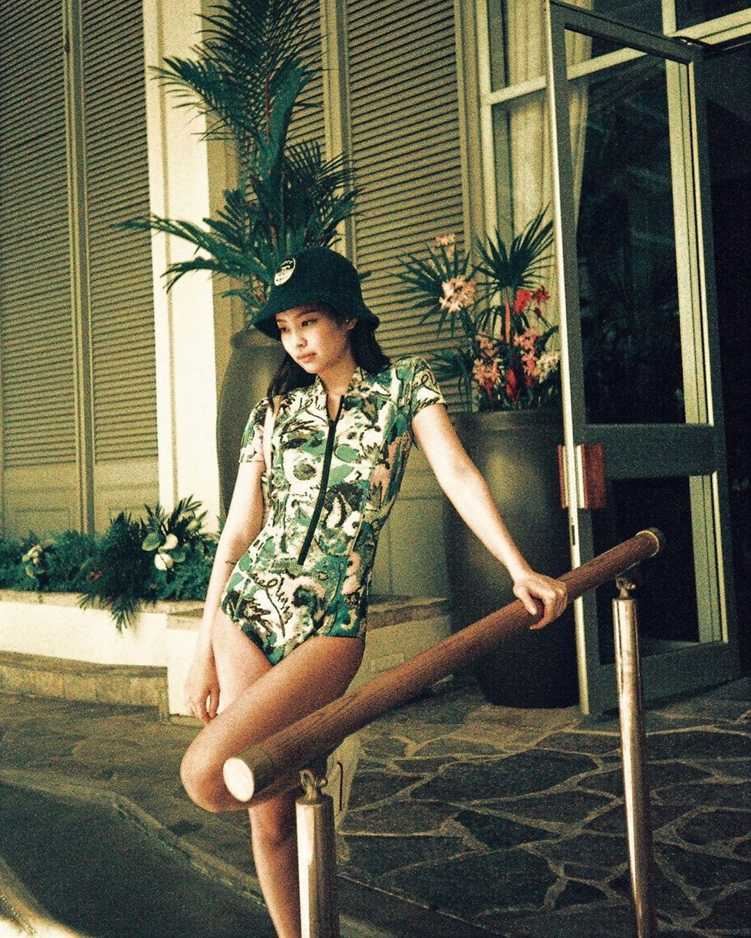 Blackpink dien bikini anh 9