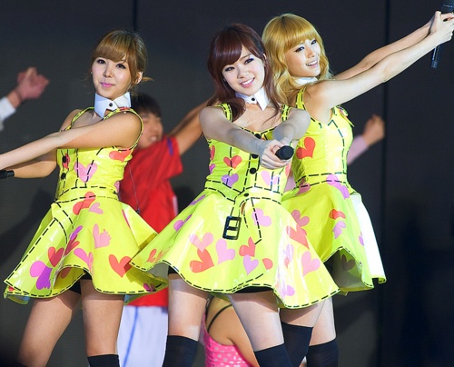 thoi trang orange caramel anh 10