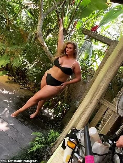 Mẫu ngoại cỡ diện bikini gây tranh cãi ảnh 2 Mau ngoai co dien bikini gay tranh cai anh 2