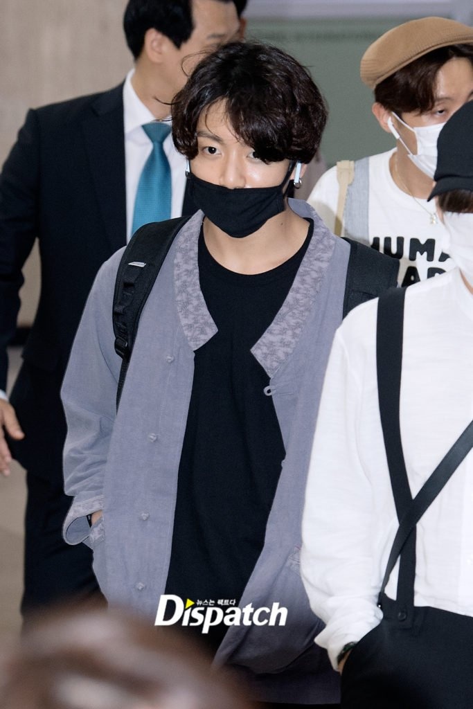jungkook dan dau xu huong thoi trang anh 3