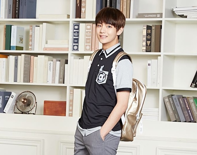 v mac dong phuc anh 13