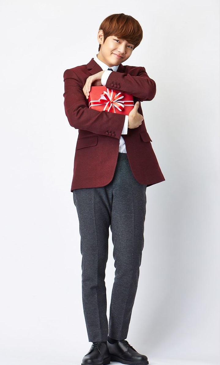 v mac dong phuc anh 11