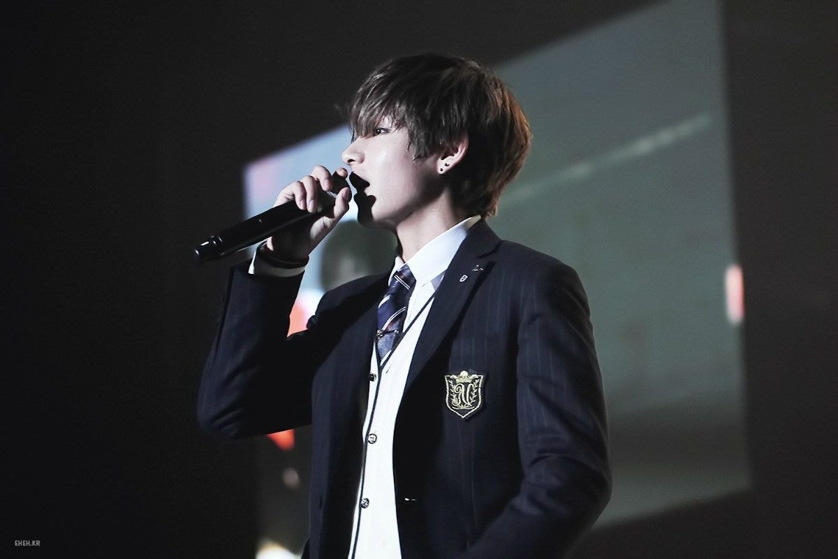 v mac dong phuc anh 6