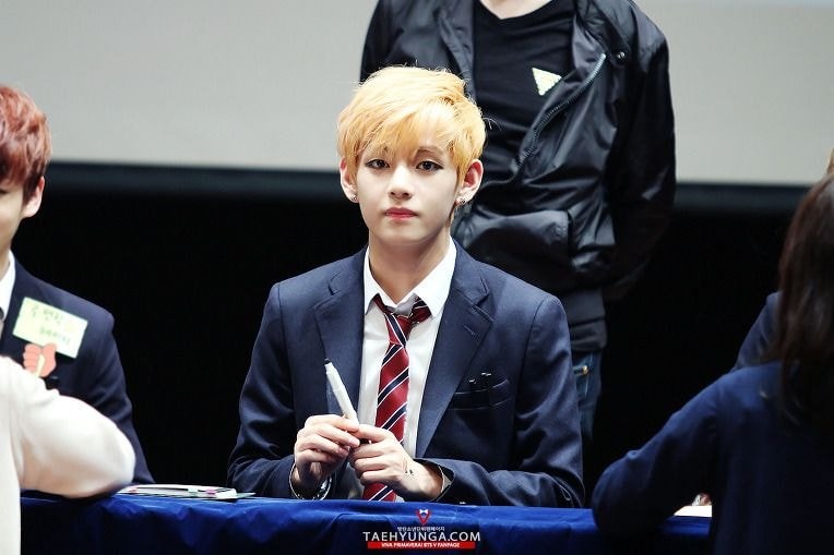 v mac dong phuc anh 7