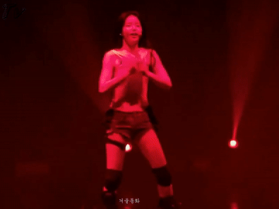 Nhung lan BTS va dan sao Han thay do dien ngay tren san khau hinh anh