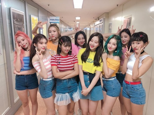 yeonwoo và Taeha rời momoland ảnh 3 yeonwoo va Taeha roi momoland anh 3