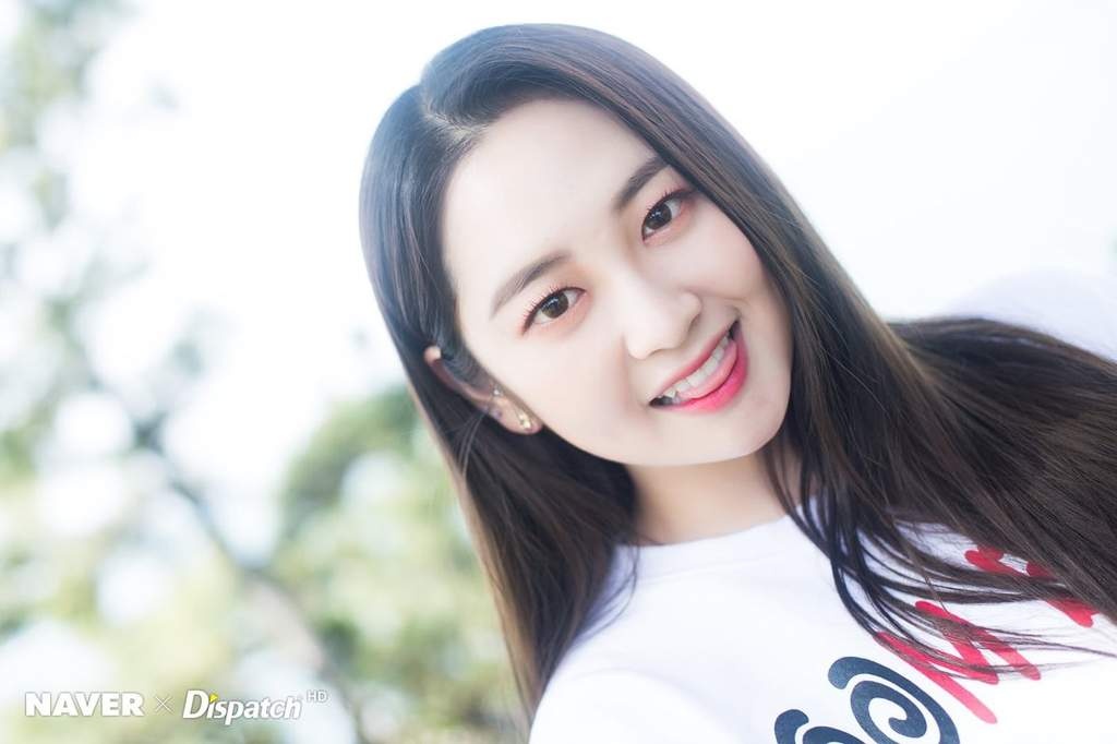 yeonwoo và Taeha rời momoland ảnh 1 yeonwoo va Taeha roi momoland anh 1