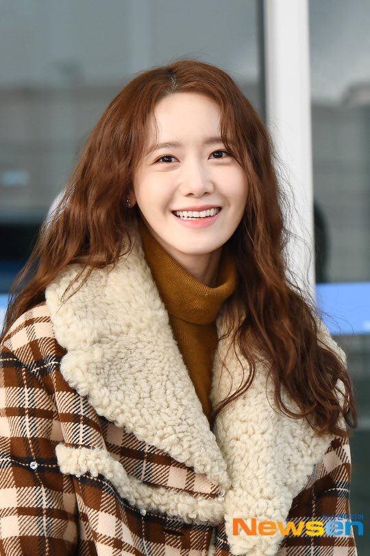 thoi trang san bay cua yoona anh 2