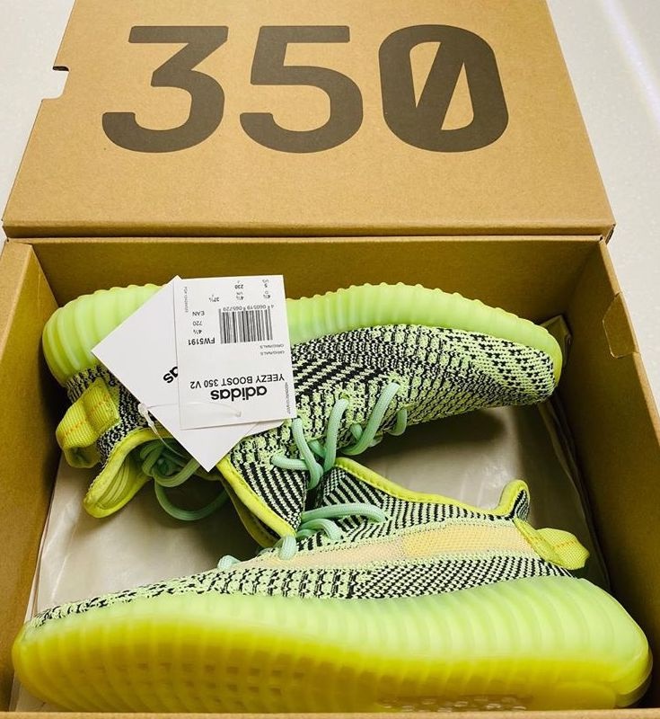 Giày Yeezy Boost 350 V2 Yeezreel ảnh 2 Giay Yeezy Boost 350 V2 Yeezreel anh 2