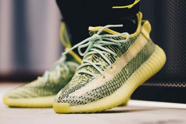 Giày Yeezy Boost 350 V2 Yeezreel ảnh 1 Giay Yeezy Boost 350 V2 Yeezreel anh 1