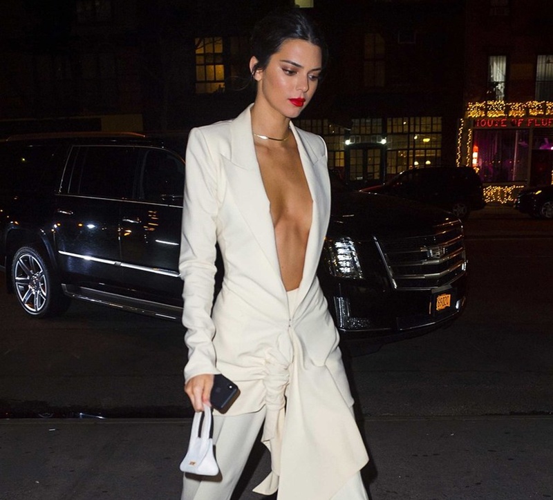 xu hướng thời trang gây tranh cãi 2019 ảnh 2 xu huong thoi trang gay tranh cai 2019 anh 2