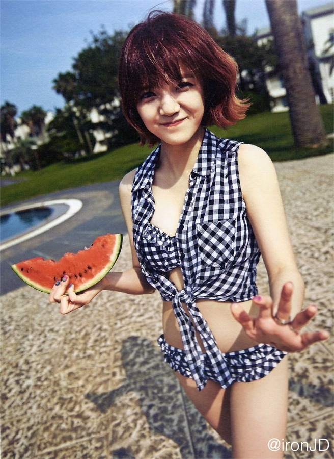 jimin bị chê khi diện swimsuit. ảnh 8 jimin bi che khi dien swimsuit. anh 8