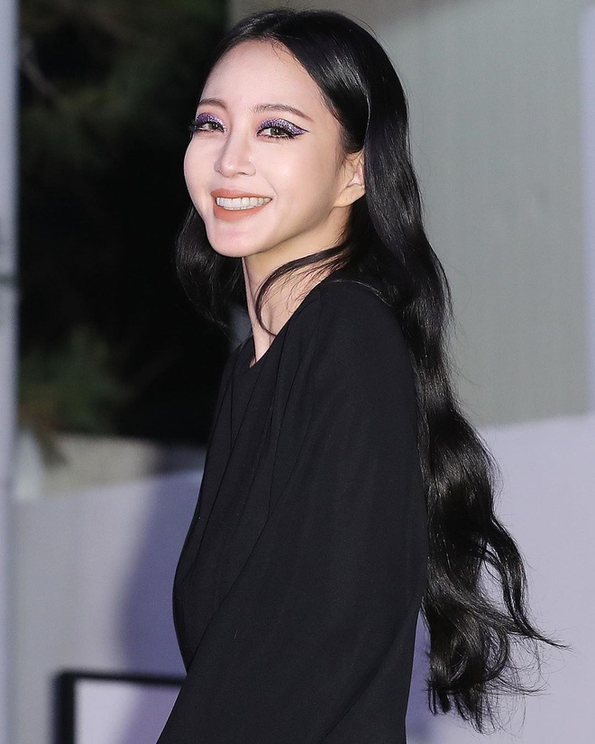 Han Ye Seul danh mat tim anh 2