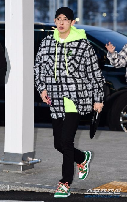 chanyeol va sehun den viet nam anh 2