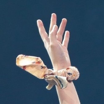 Sao Hàn ưa chuộng chun buộc tóc từ thời cha mẹ ảnh 2 Sao Han ua chuong chun buoc toc tu thoi cha me anh 2