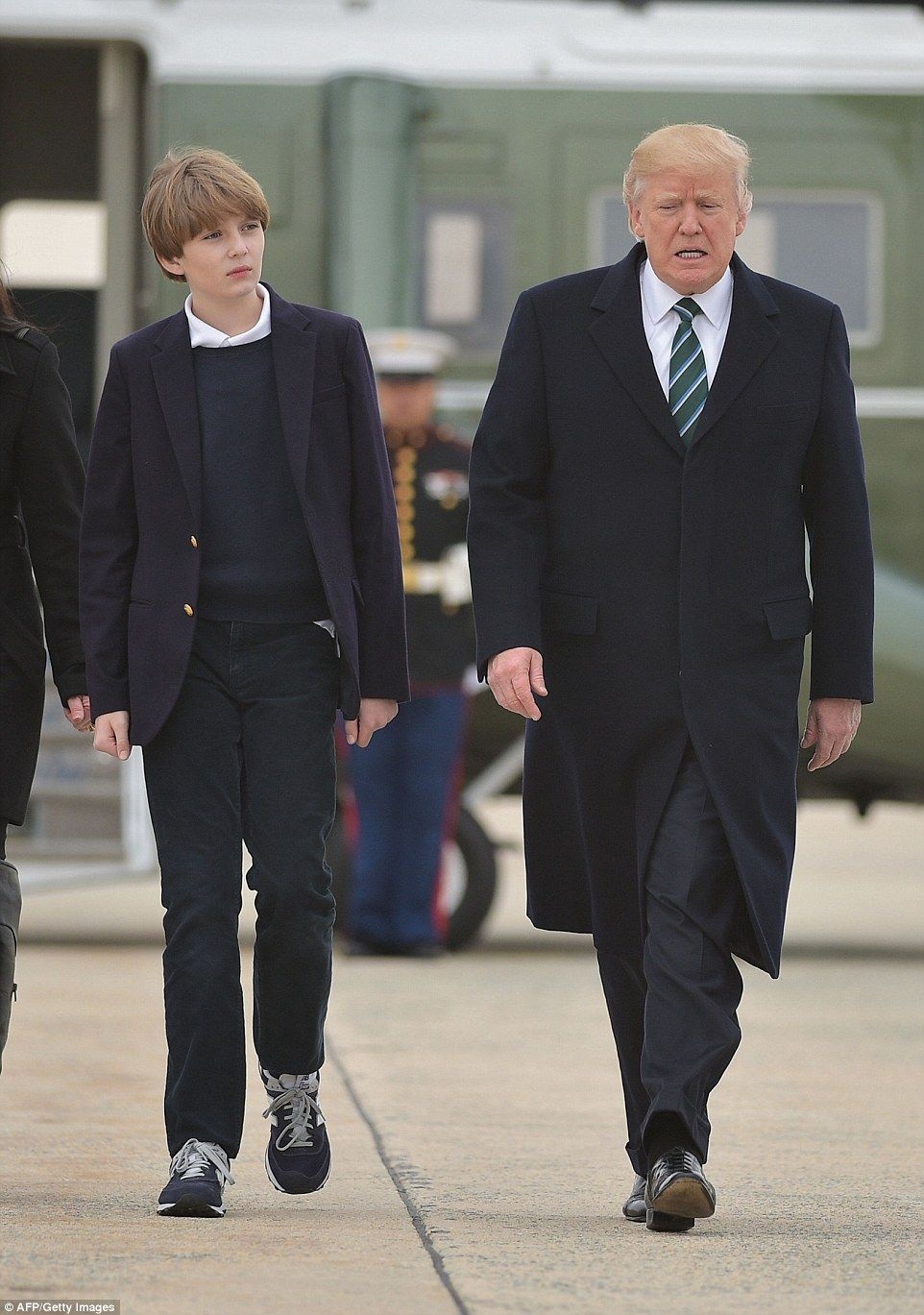 barron trump hay diện đồ đơn giản ảnh 13 barron trump hay dien do don gian anh 13